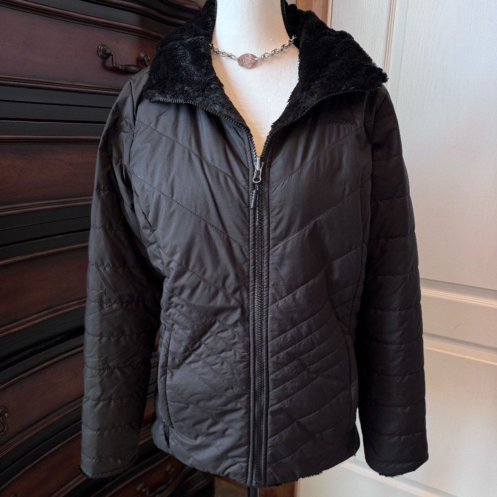 The North Face Reversible Women's Black Puffer Quilted Fleece Jacket Medium